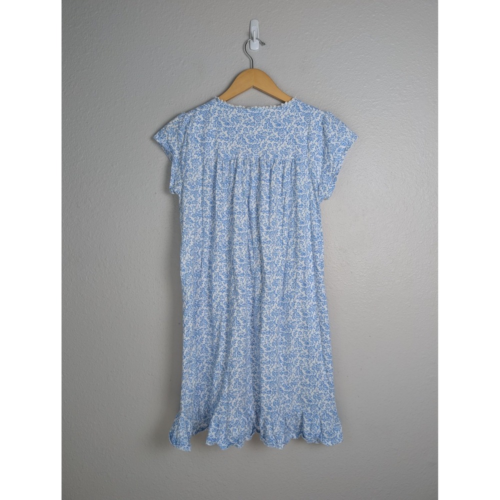 Eileen West Gown Womens M Blue Floral Chemise Button Ruffle Scoop Neck - Picture 3 of 7